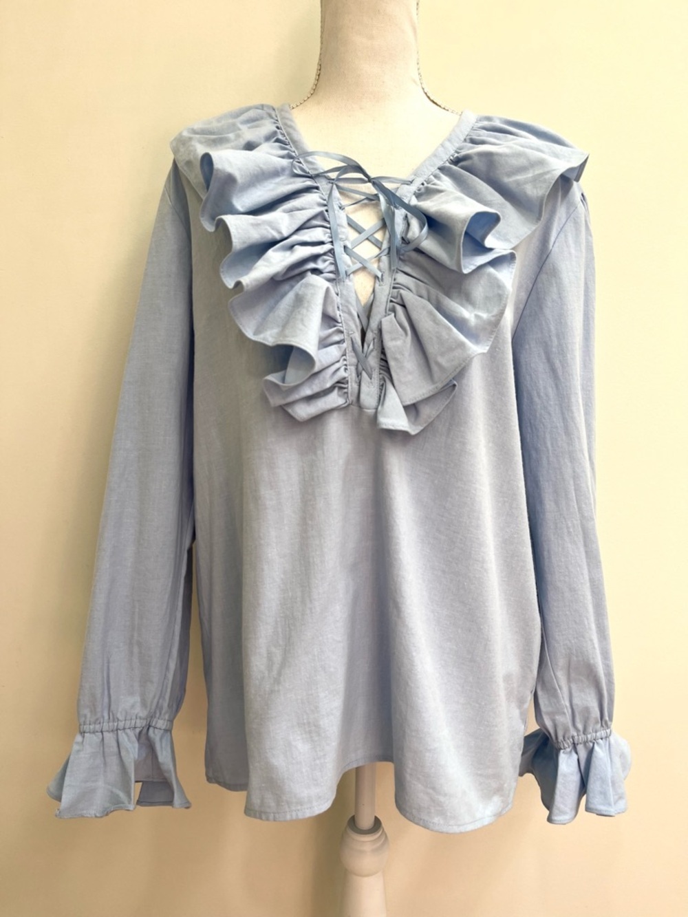 Vintage Deadstock lace up ruffle-front blouse tie neck V-neck pastel blue 12
